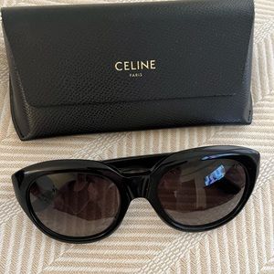 Céline sunglasses. Like new. Women’s CL40071I 56 mm sunglasses.